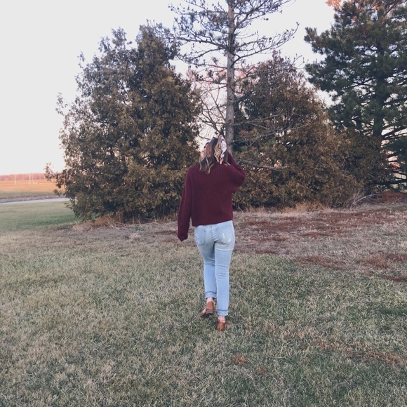 About Me⨠- Picture 6 of 8